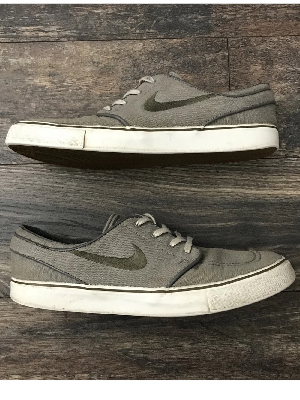 Nike Zoom Stefan Janoski Men's Size 10.5 Gray Olive Canvas Skateboarding Shoes